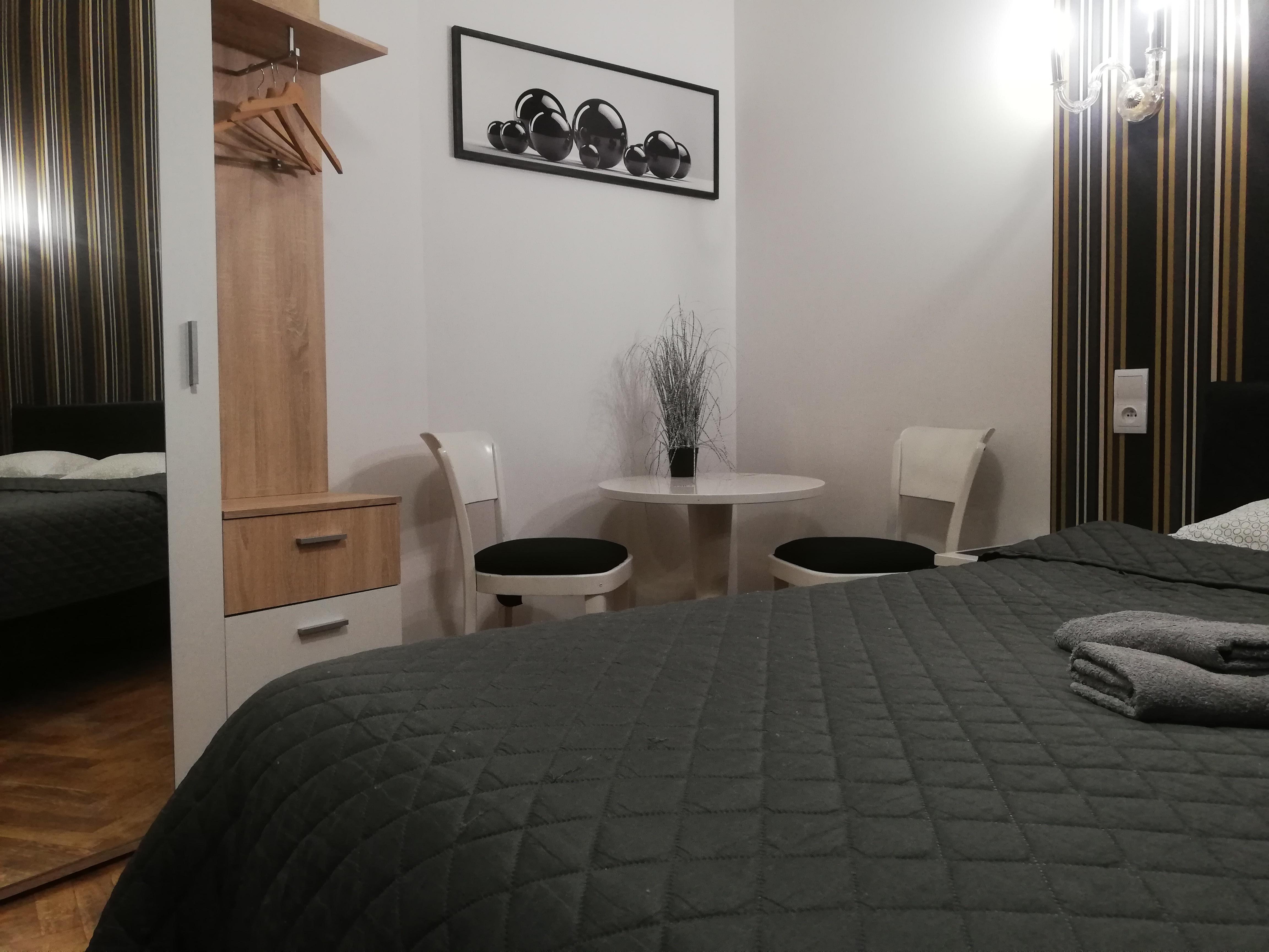 Lorf Hostel&Coffee Краків Екстер'єр фото