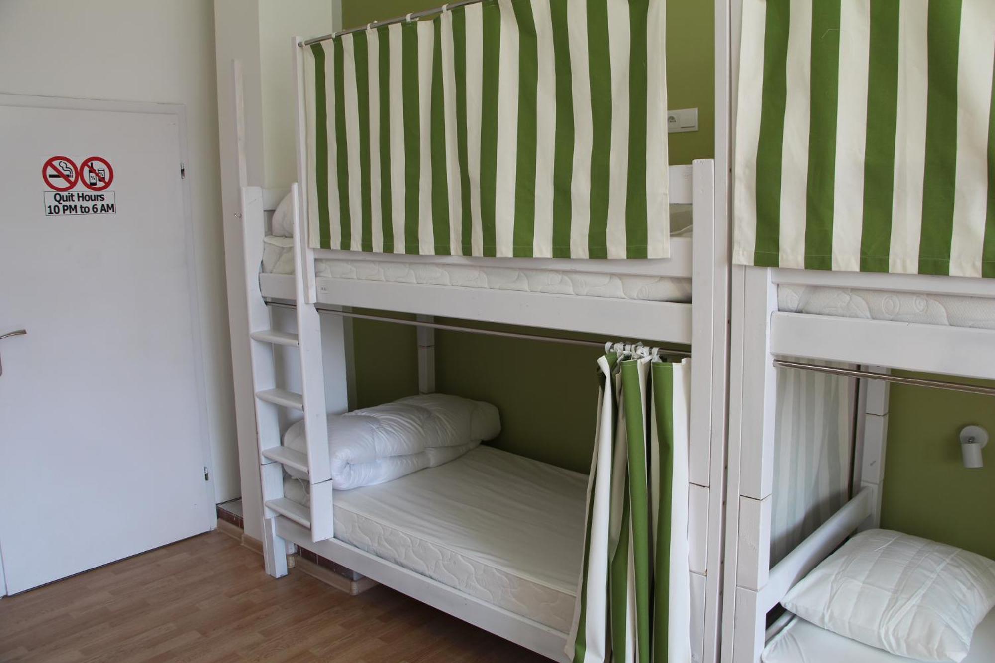 Lorf Hostel&Coffee Краків Номер фото